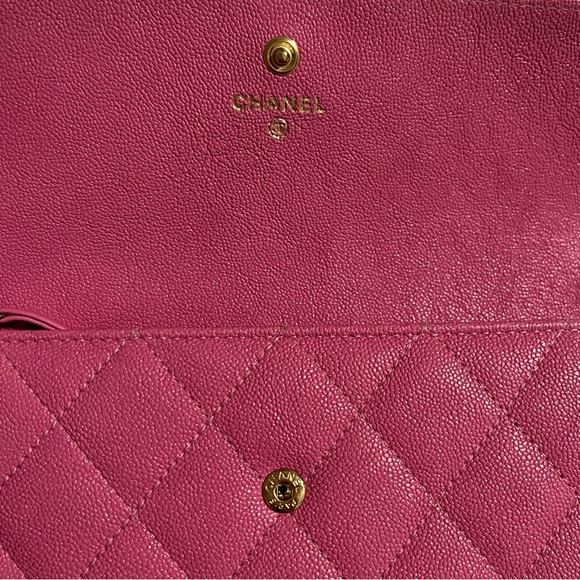 CHANEL 19C CLASSIC FLAP WALLET - Picture 3 of 8